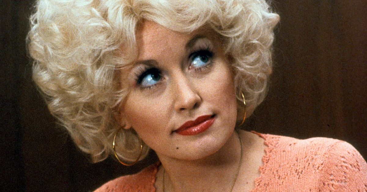 Dolly Parton In 9 To 5.jpeg