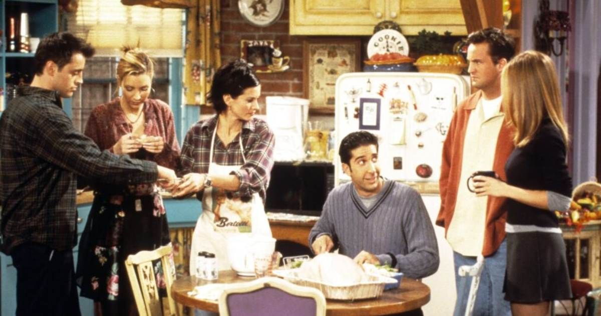 The Cast Of Friends Stand In Monica S Kitchen In A Thanksgiving Episode.jpg